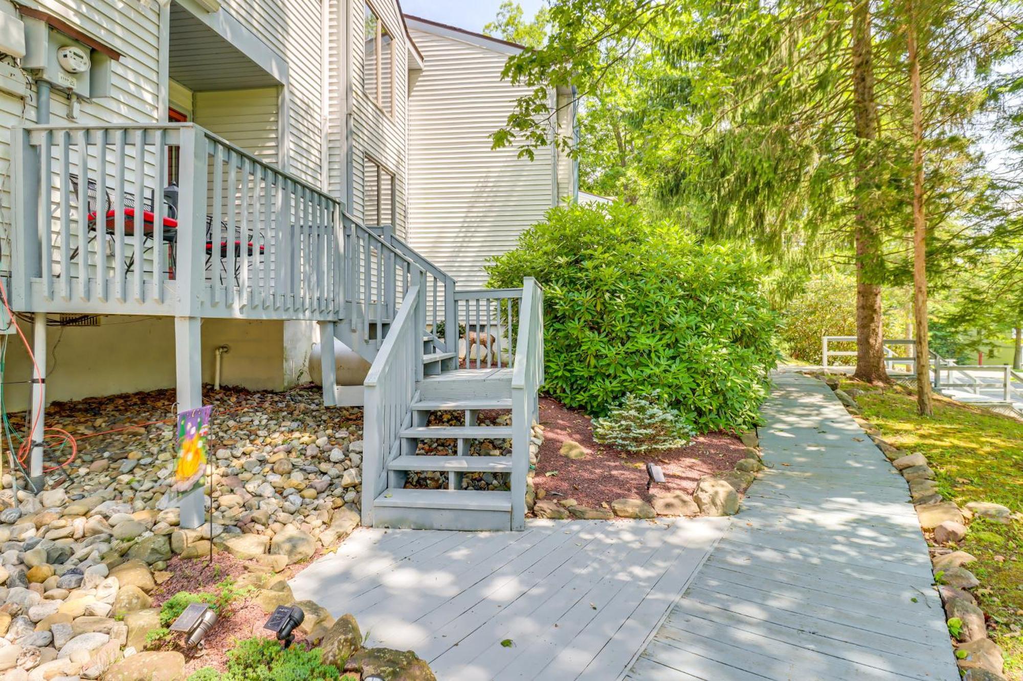Lake Harmony Townhome Walk To Restaurants! Exterior foto